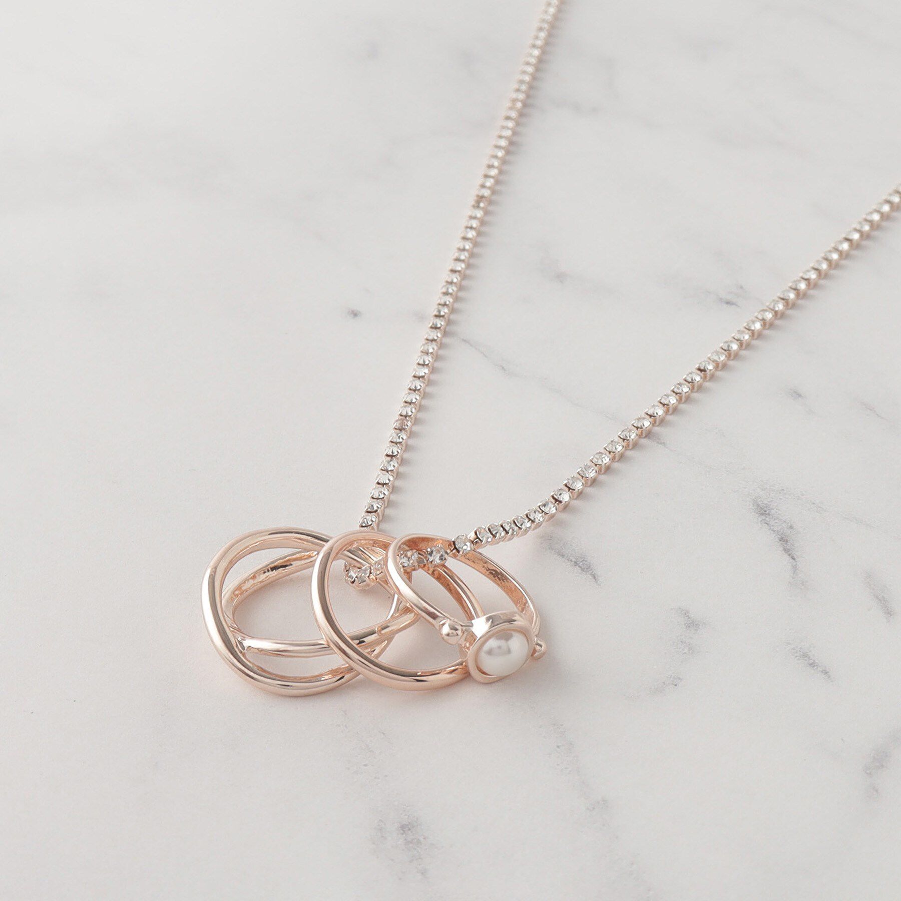 SHOO･LA･RUE「キラキラチェーン スリーリングネックレス」|ネックレス|