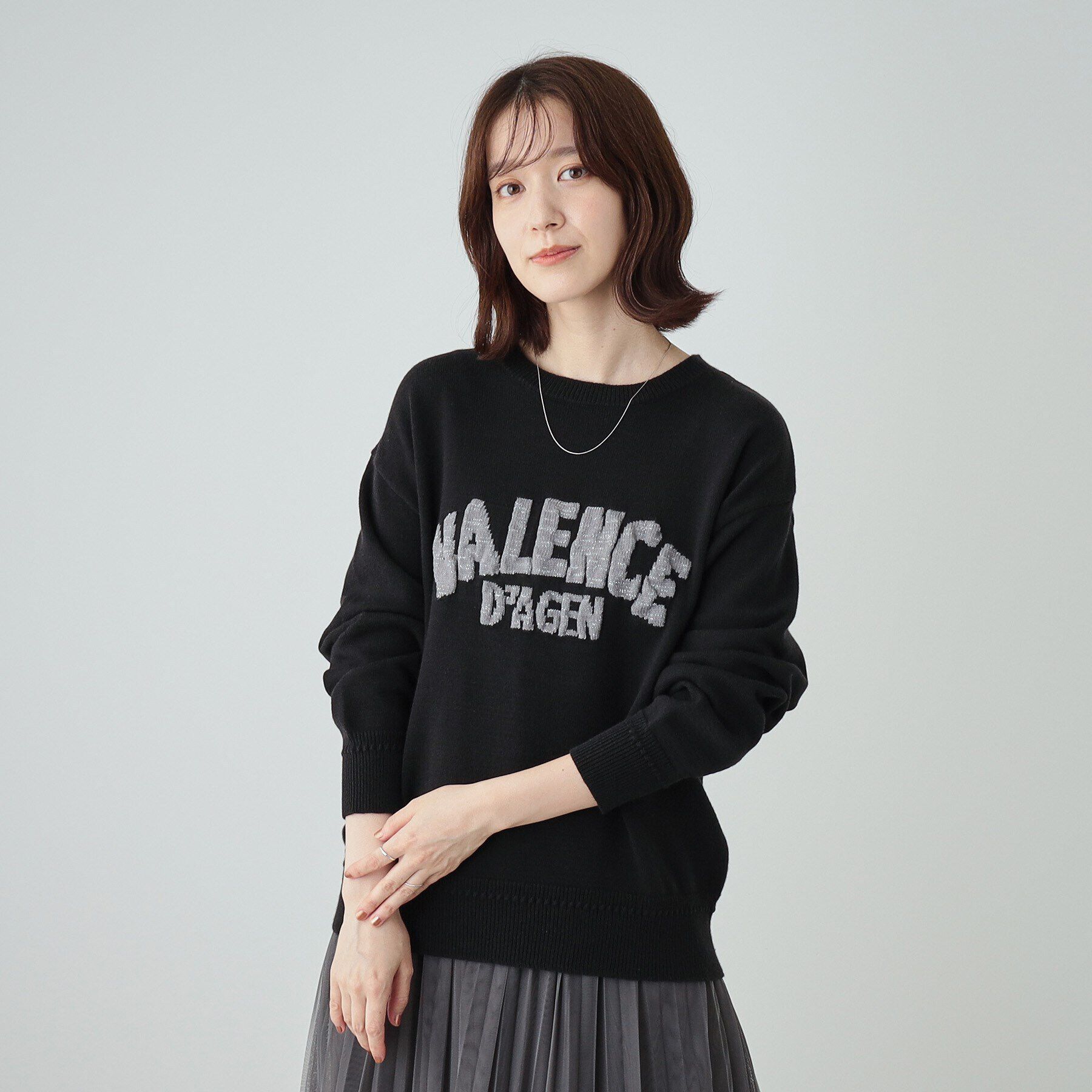 SHOO･LA･RUE「【静電気軽減/洗える/S-LL】もちもち ふっくらロゴニット」|ニット・セーター|