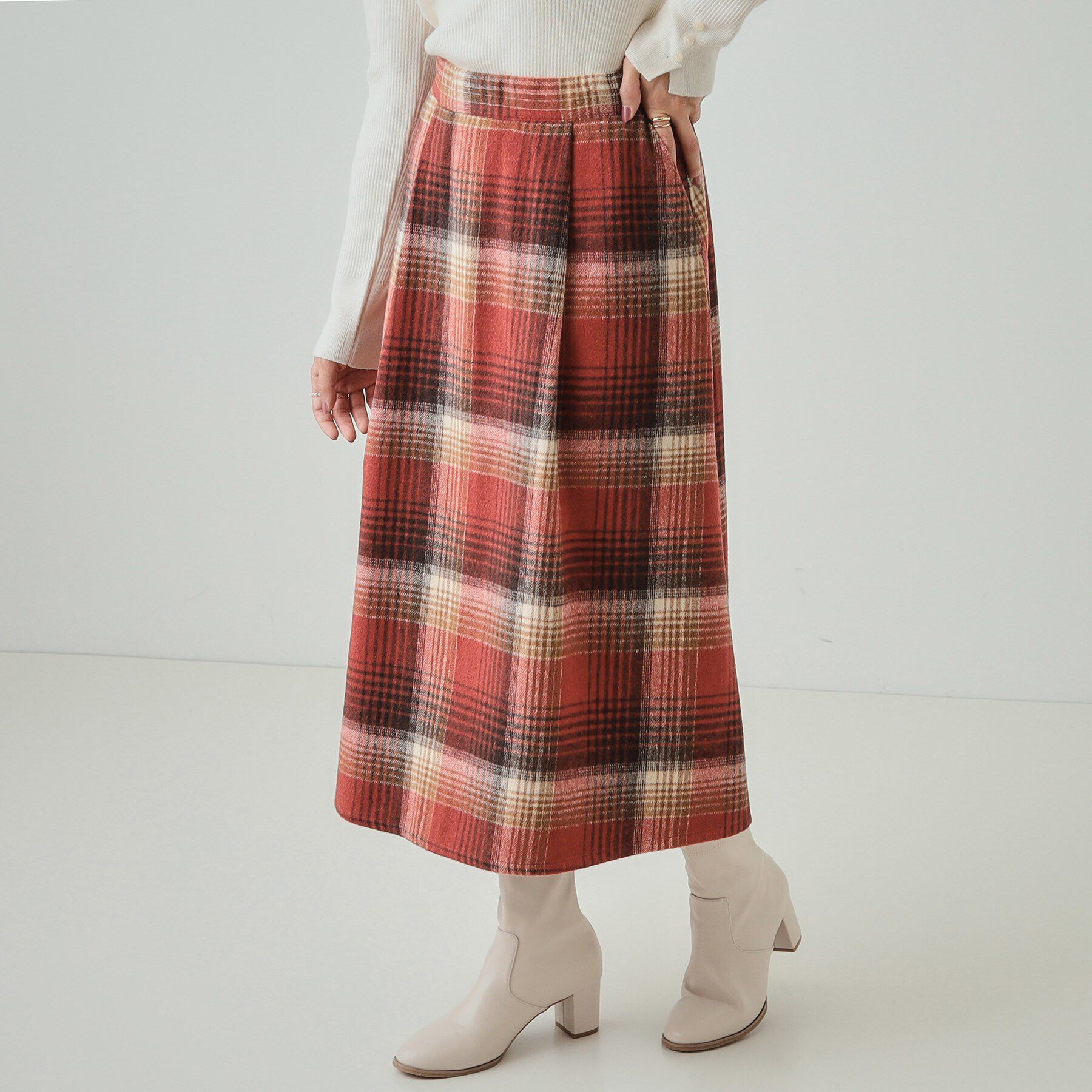 SHOO･LA･RUE「【S-LL】見た目もあったか シャギー調チェックフレアスカート」|スカート|レッド(263)