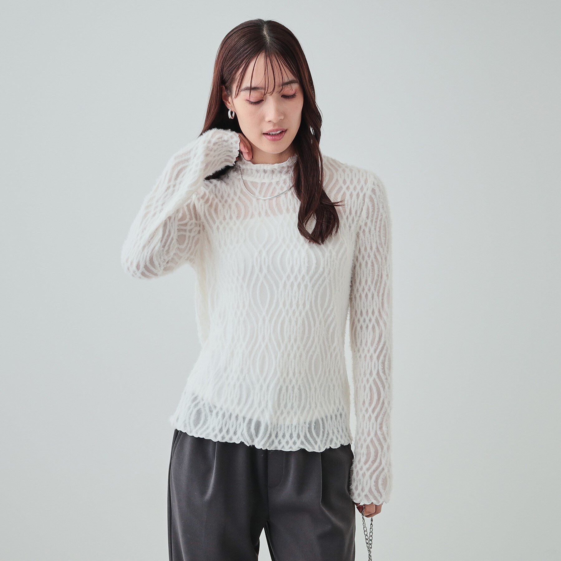 SHOO･LA･RUE「【S-LL/洗える】レイヤードコーデに ふわふわフェザー調ウェーブ柄インナー」|Tシャツ・カットソー|