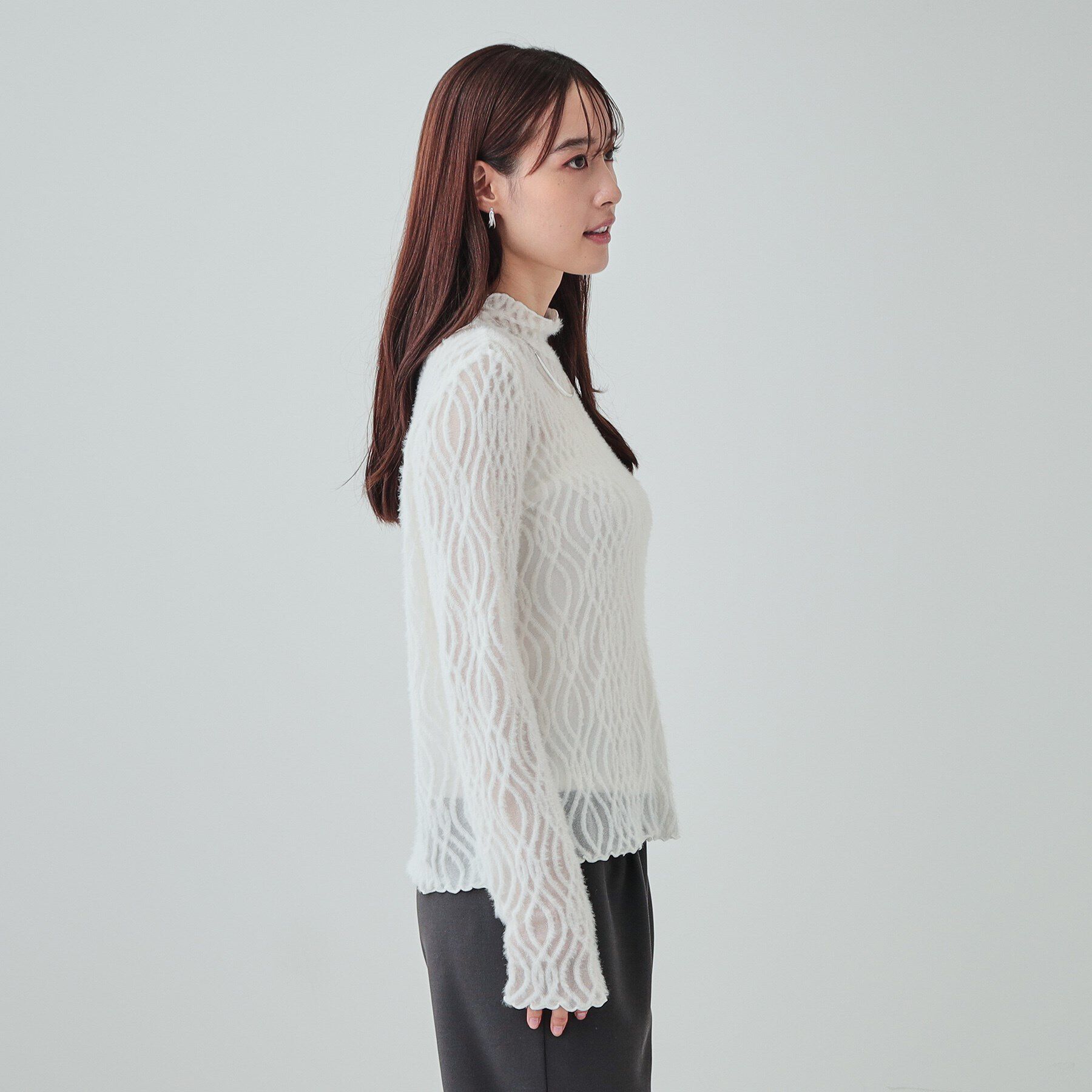 SHOO･LA･RUE「【S-LL/洗える】レイヤードコーデに ふわふわフェザー調ウェーブ柄インナー」|Tシャツ・カットソー|