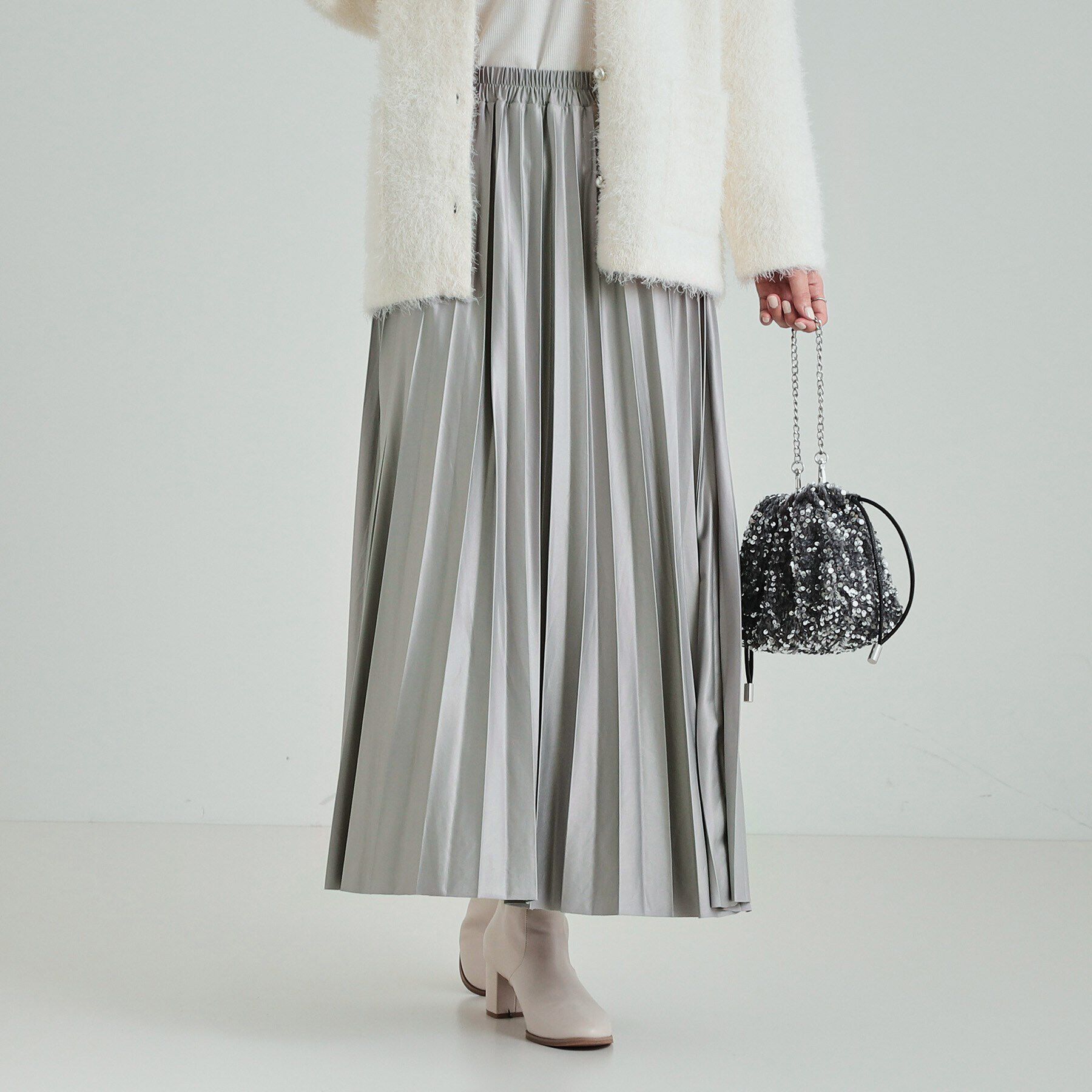 SHOO･LA･RUE「微光沢で華やか レザー調プリーツスカート」|スカート|