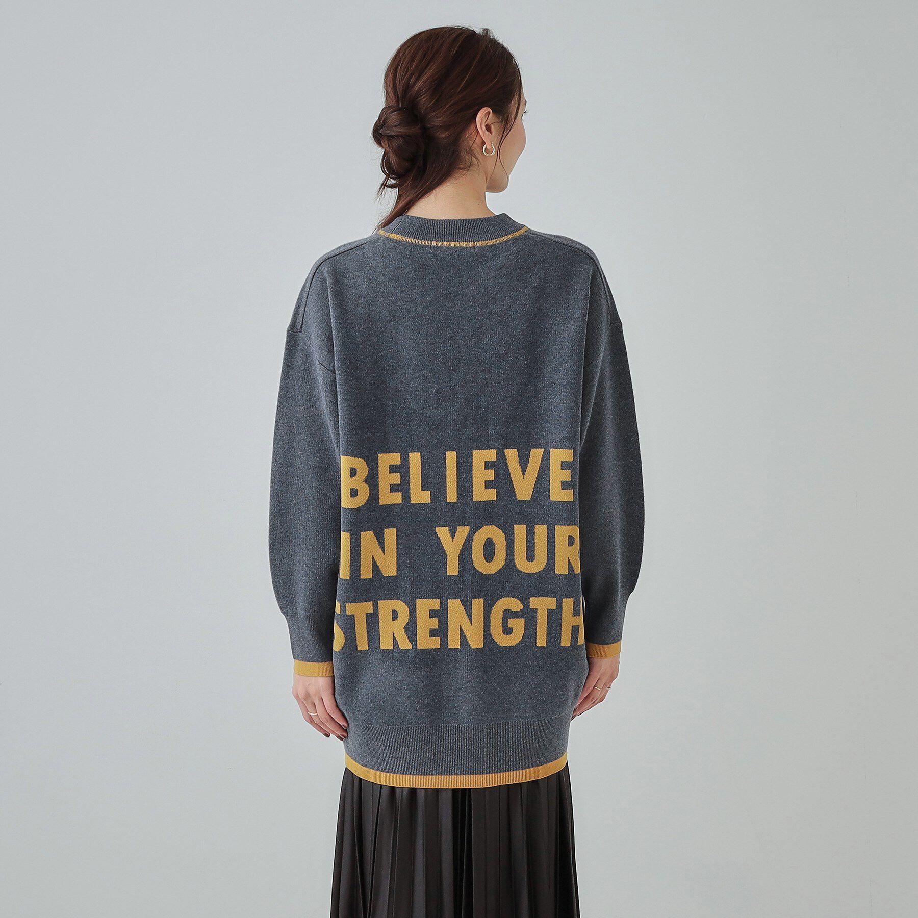 SHOO･LA･RUE「【S-LL】バックロゴがアクセント もちもちやわらかニットチュニック」|チュニック|