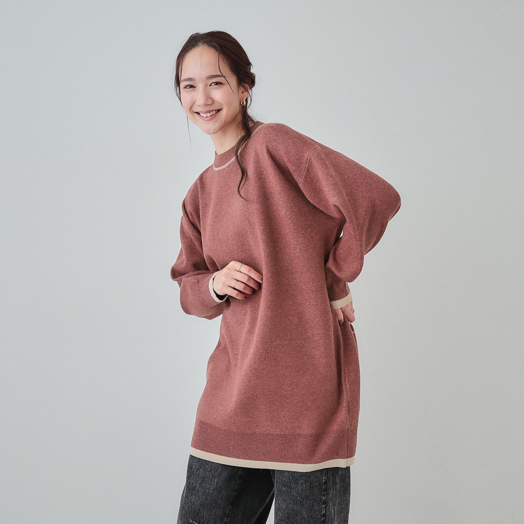 SHOO･LA･RUE「【S-LL】バックロゴがアクセント もちもちやわらかニットチュニック」|チュニック|