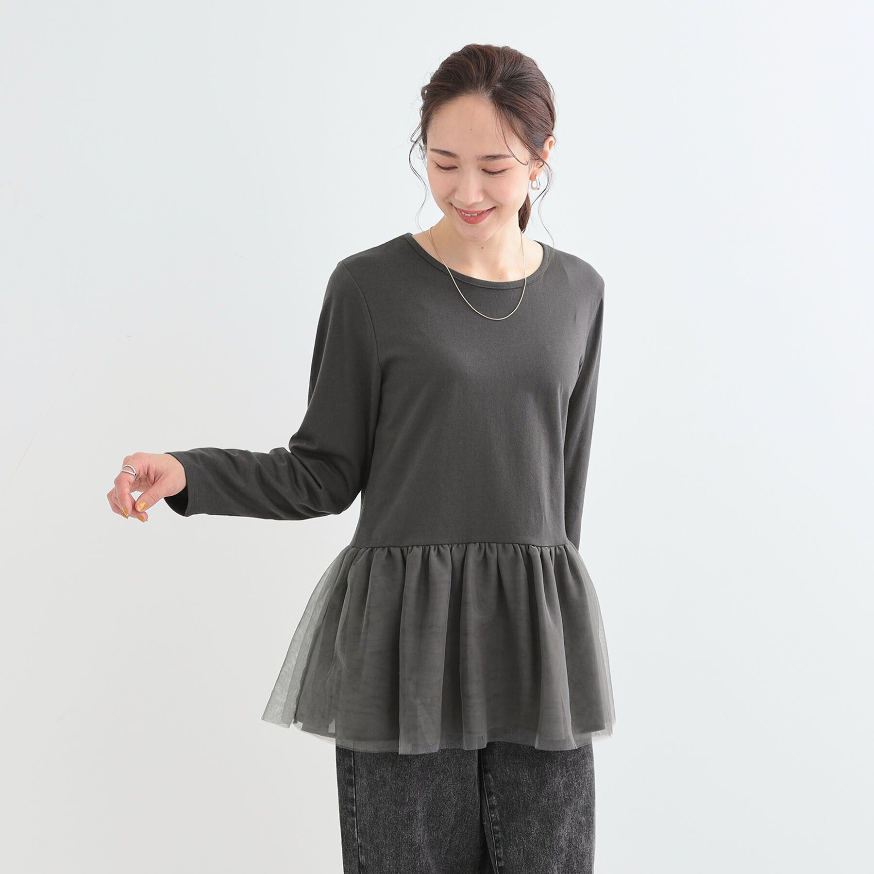SHOO･LA･RUE「【S-LL/体型カバー】いつものコーデにプラスワン　裾チュールインナー」|Tシャツ・カットソー|