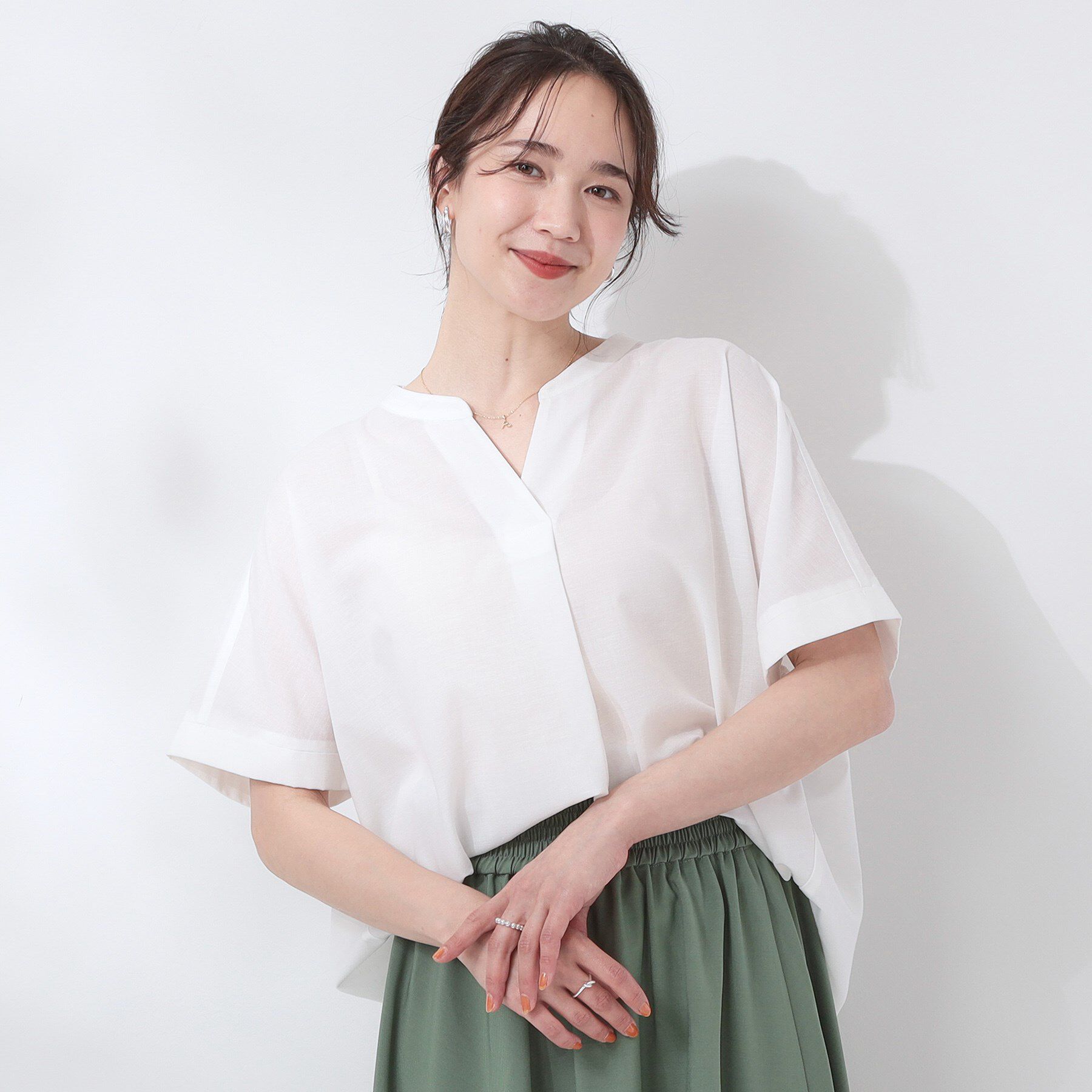 SHOO･LA･RUE「【高レビュー/洗える/UV/吸水速乾】洗濯後しわになりにくいリネンブレンドドルマンシャツ」|シャツ・ブラウス|