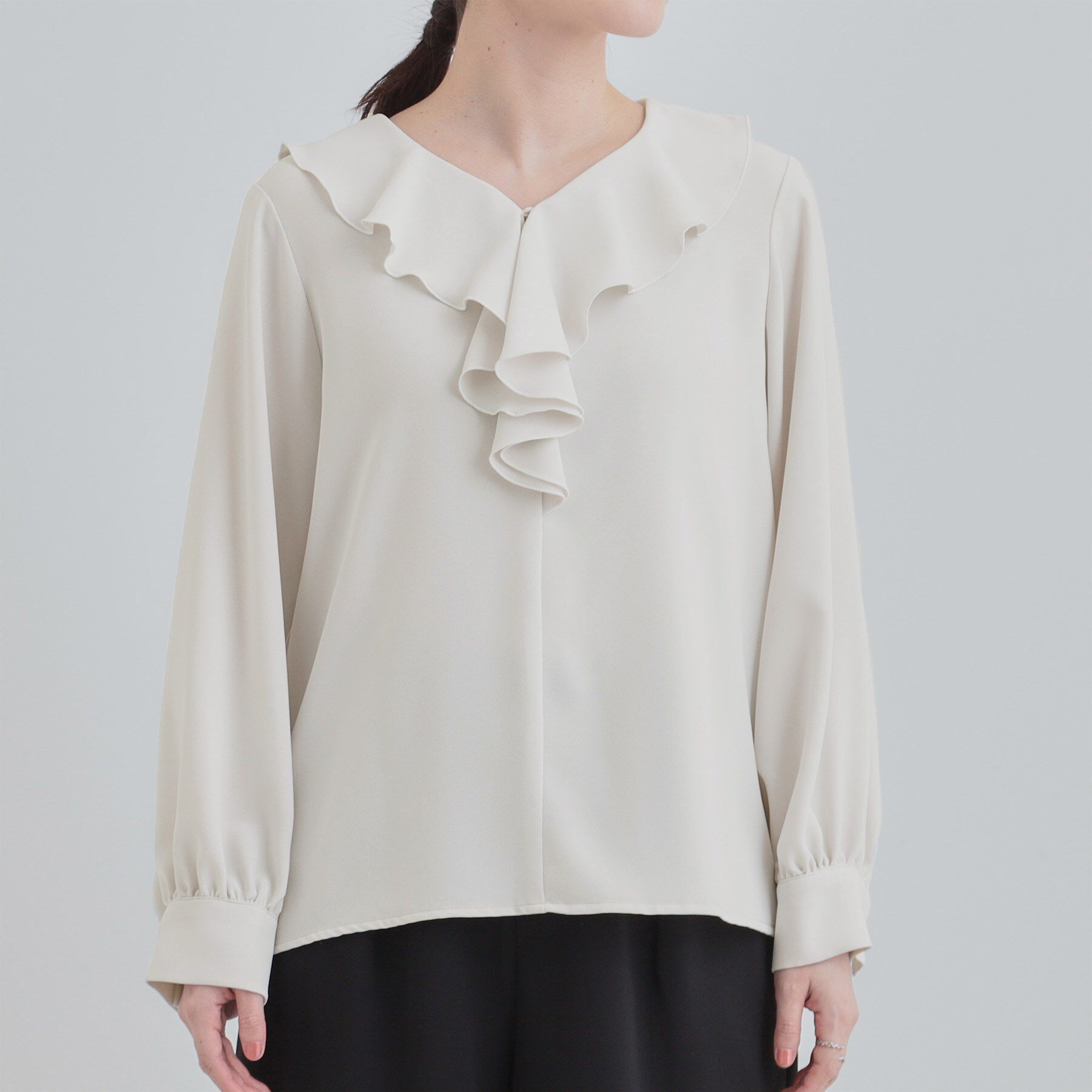 SHOO･LA･RUE「お顔周りを華やかに。フリルブラウス」|シャツ・ブラウス|