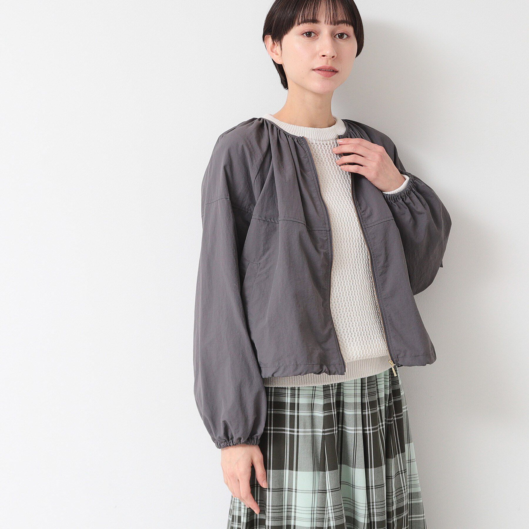 Dessin「【洗える】ギャザークルーネックブルゾン（S～L）」|ブルゾン・スタジャン|