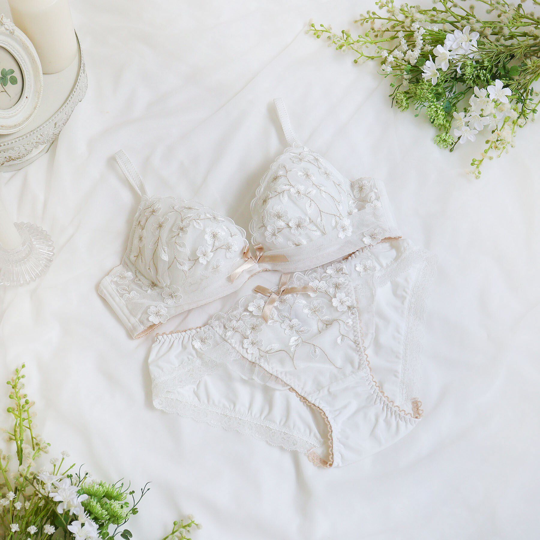 Risa Magli「マリーナ ブラジャー（B-D）＜リサマリ ミラクル谷間ブラ＞」|インナー|