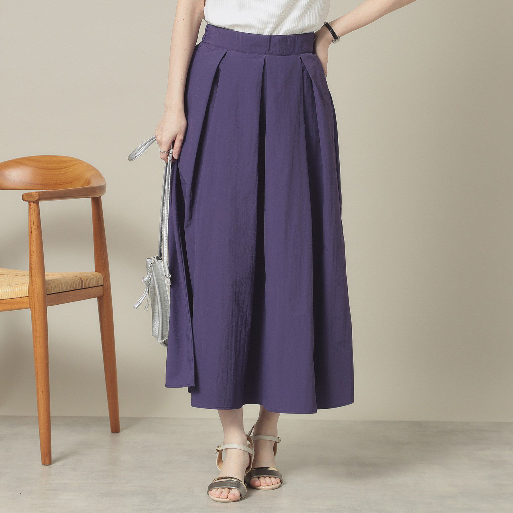 ITS&rsquo;DEMO「【撥水／洗濯機OK／ウエスト後ろゴム】タックスカート＜旅服シリーズ＞」|スカート|パープル(083)