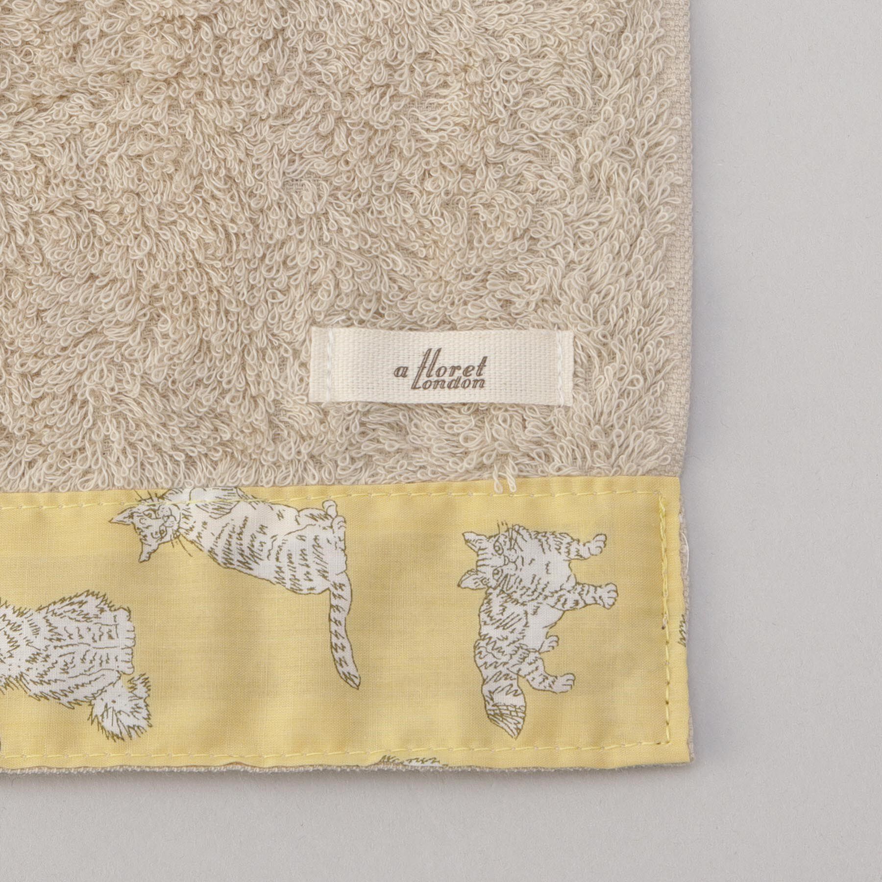 212 KITCHEN STORE「ミャオウ ソフトハンドタオル YE ＜フローレットロンドン ＞」|ハンカチ|