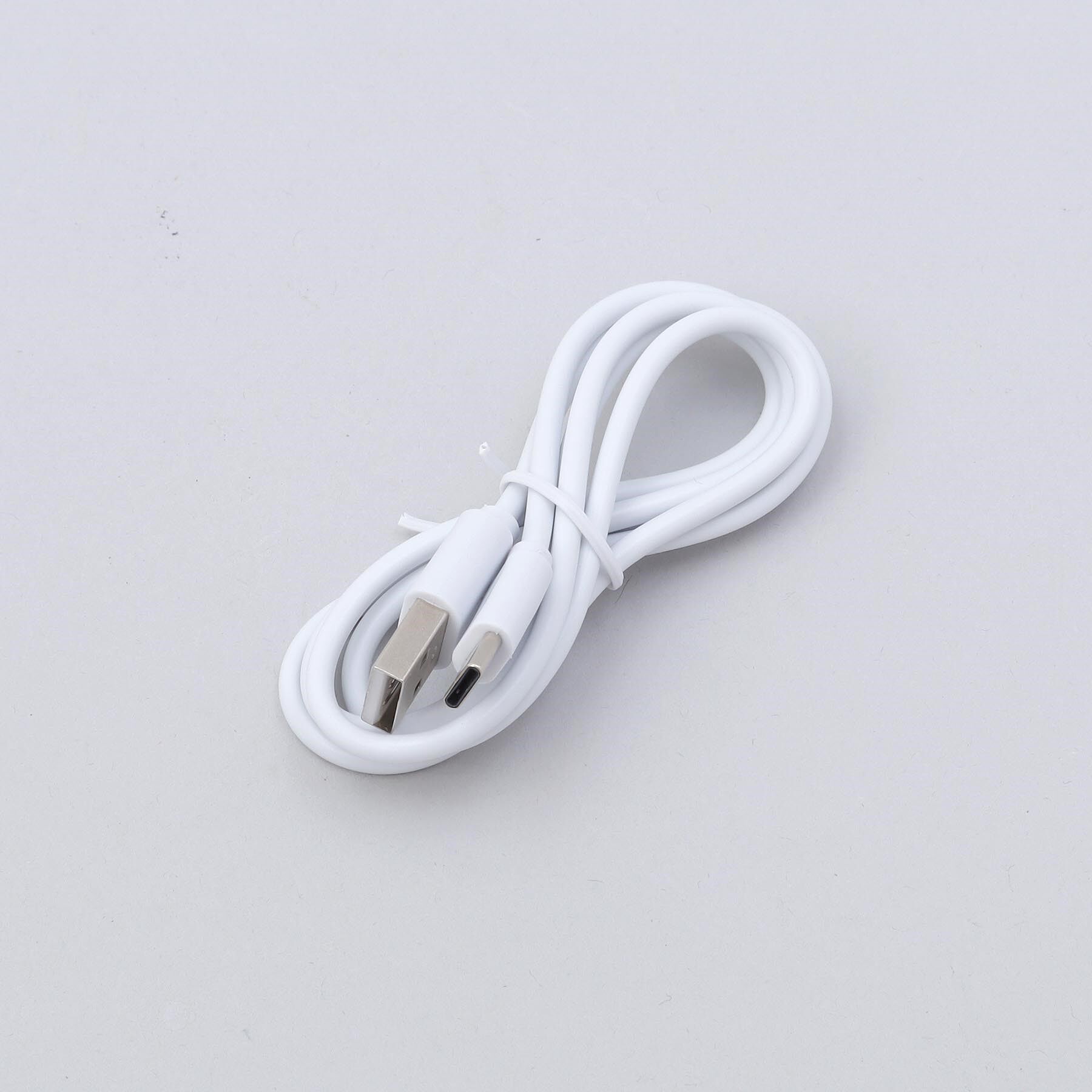 212 KITCHEN STORE「ペルチェ冷却機能ハンディファン マットホワイト」|その他|