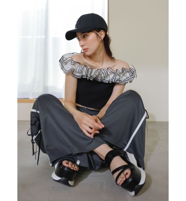 dazzlin「オーバーフリルフショルカットソー」|Tシャツ・カットソー|