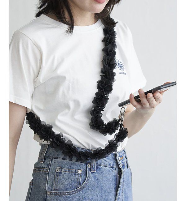 VENCE share style「フリルフラワーストラップ」|ネックレス|ブラック