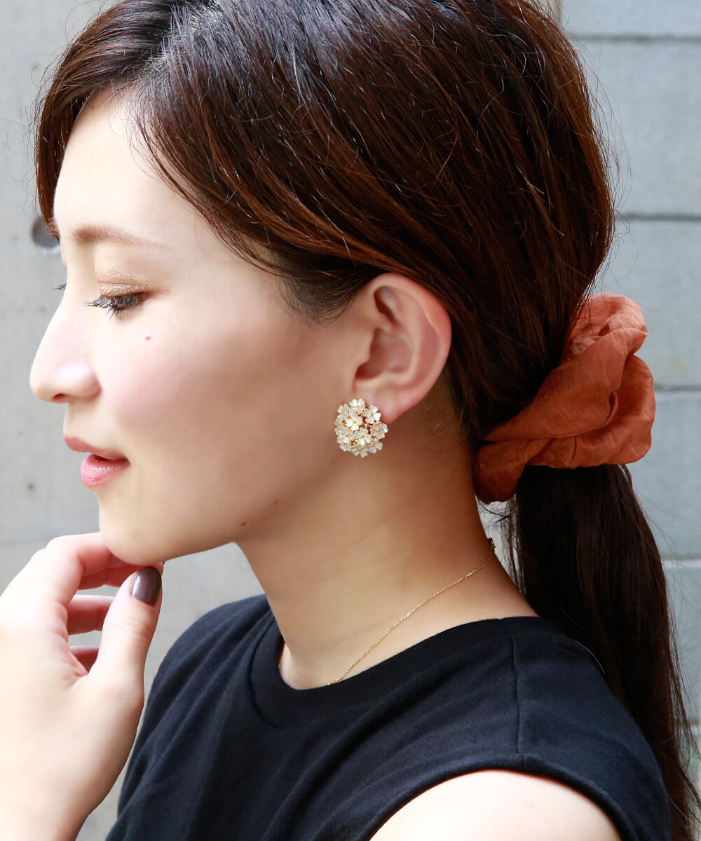 colleca la「フラワードームイヤリング」|イヤリング|