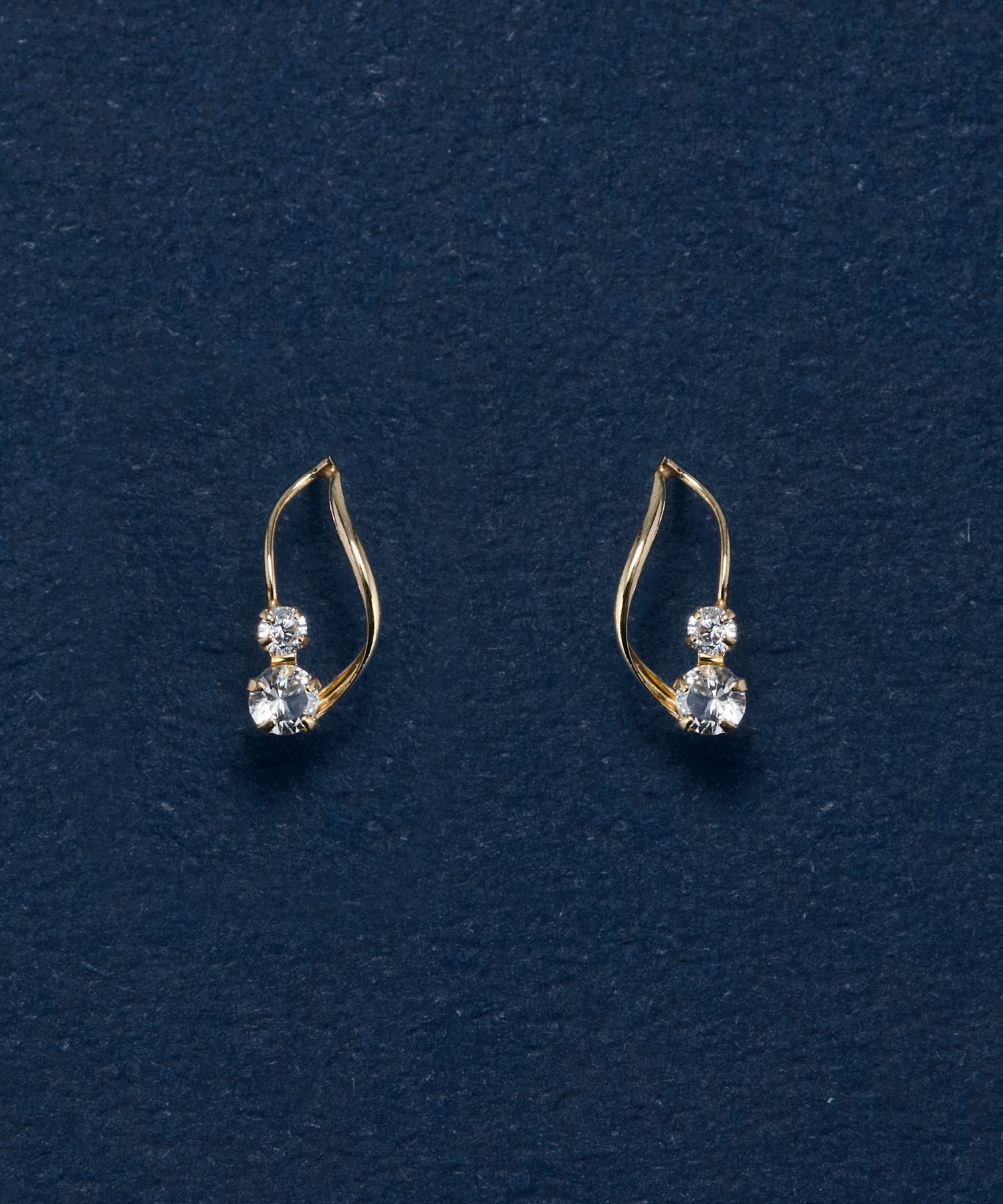 Phoebe「【K10】ストリームスターピアス/BOX付き」|ピアス|ゴールド