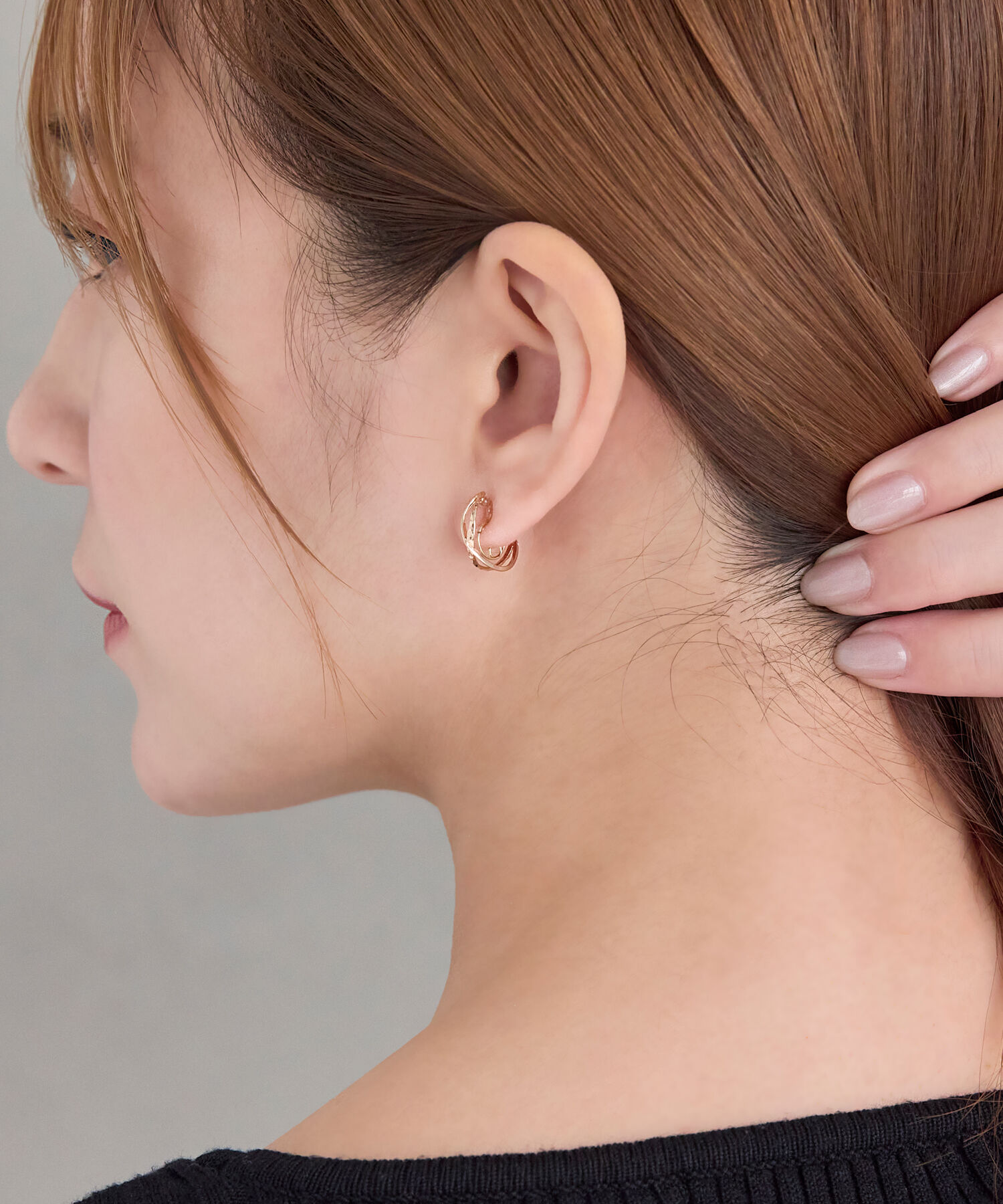 Phoebe「【シリーズ累計販売10000点突破】痛くないシリーズ クロスフープクリスタルループフィットイヤリング」|イヤリング|
