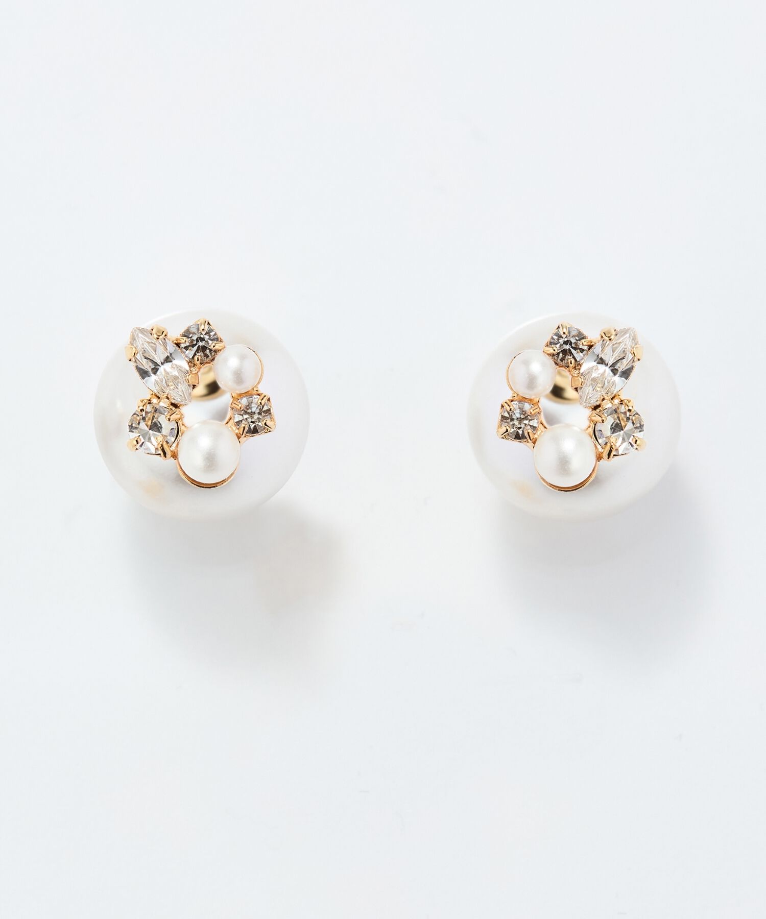 Phoebe「クラシカルパール&times;ビジューバックキャッチピアス」|ピアス|