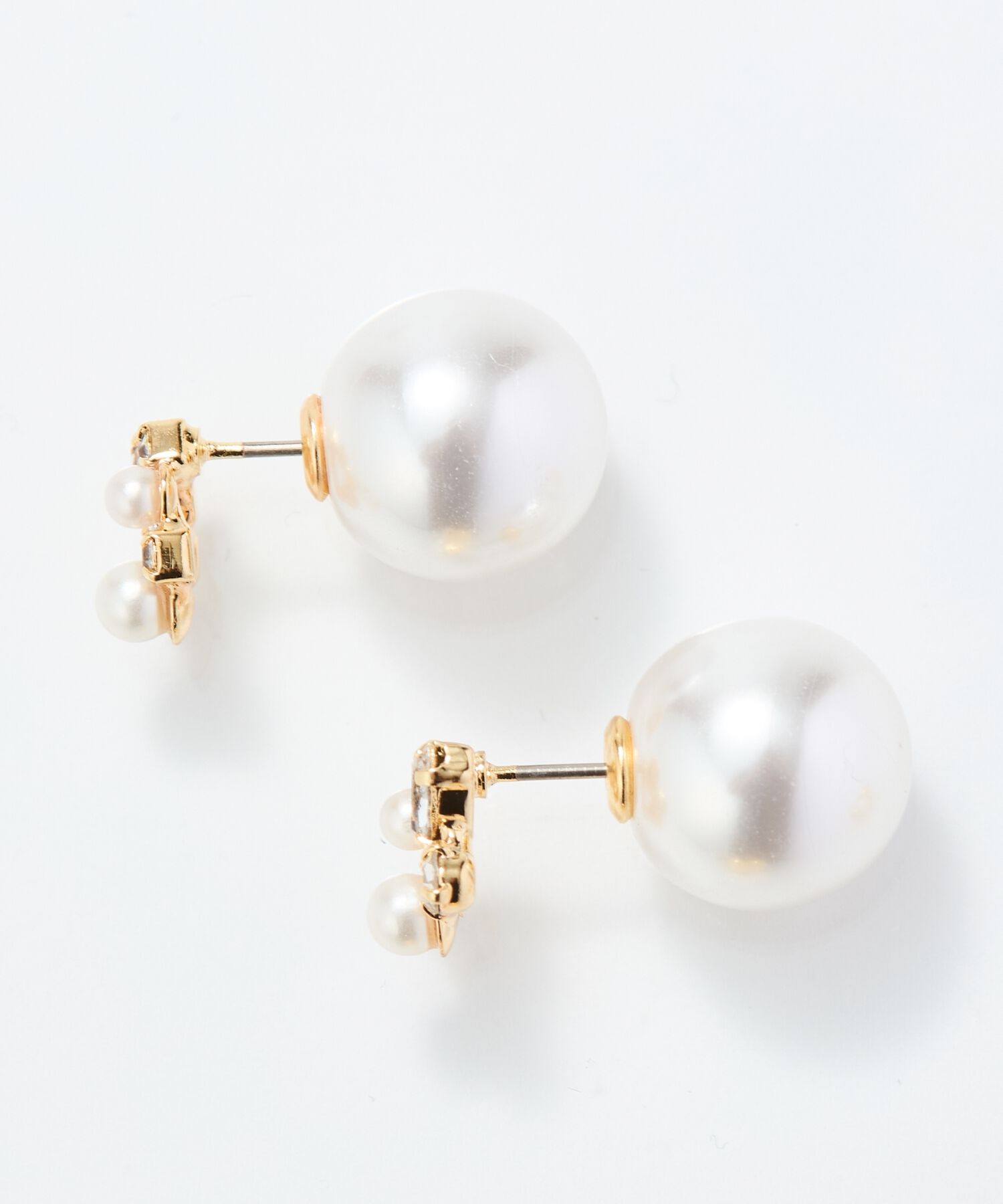 Phoebe「クラシカルパール&times;ビジューバックキャッチピアス」|ピアス|