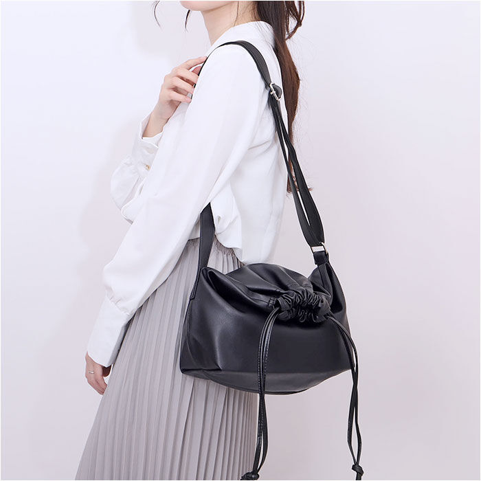 BACKYARD FAMILY「ALTROSE アルトローズ ショルダーバッグ 巾着 通販 ショルダーバック ショルダー バッグ」|ショルダー・メッセンジャー|