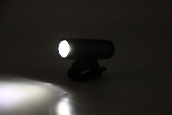 BACKYARD FAMILY「自転車 ライト 充電式 防水 通販 自転車ライト LED サイクルライト 後付け フロント」|その他|