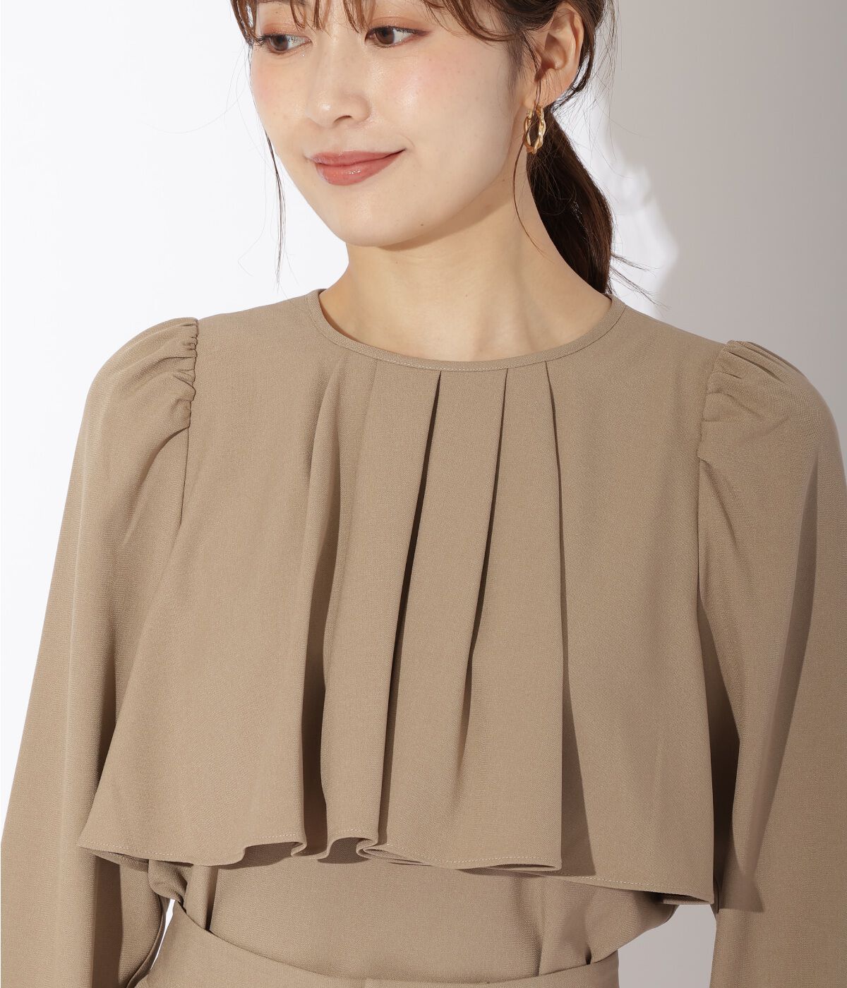 アンドクチュール「フロントフリルケープブラウス」|シャツ・ブラウス|
