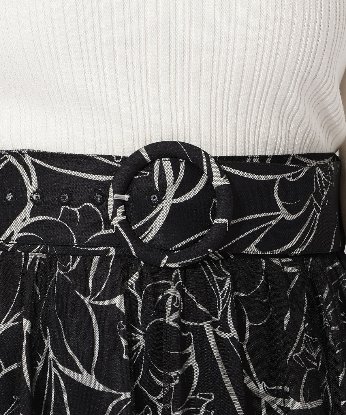 アンドクチュール「チュールレイヤー単色柄スカート」|フレア|