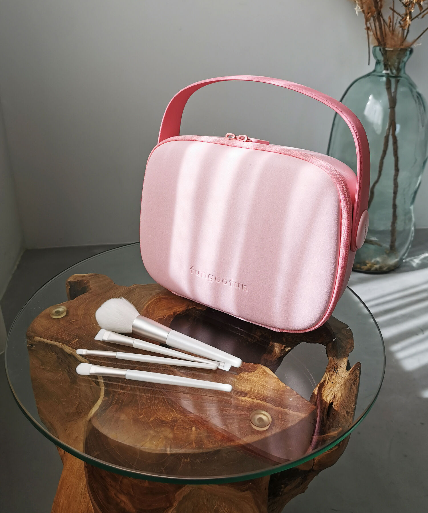 fungoofun「【WEB限定】EVAワイドマルチポーチ/G-0018 ポーチ 人気 売れてる 柔らかい」|ハンドバッグ|PINK