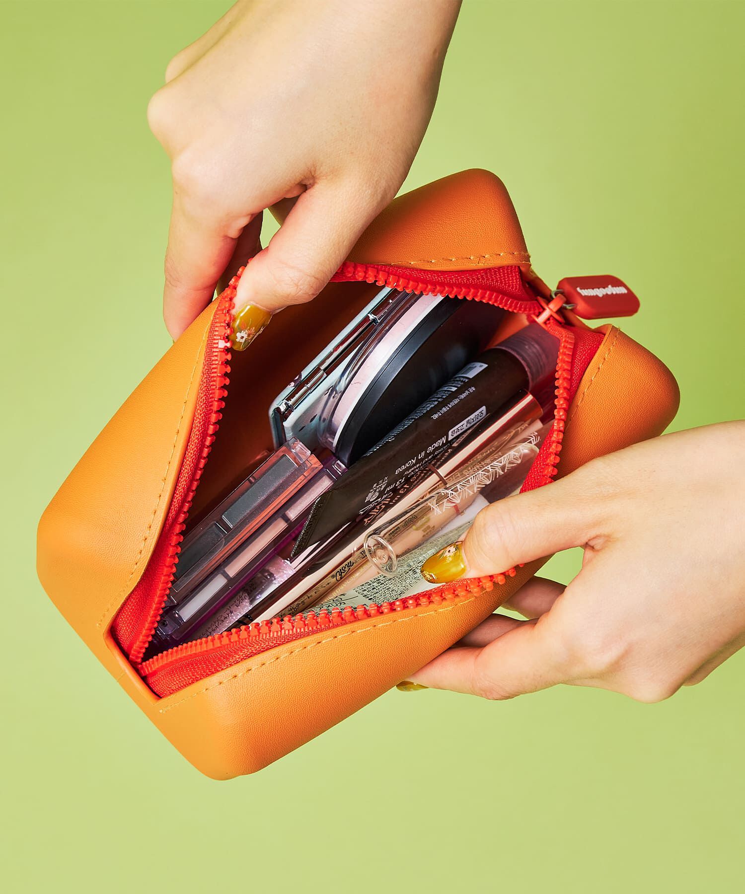 fungoofun「【WEB限定】EVA長方形マルチポーチ/G-0021 ポーチ 人気 トレンド 売れてる 軽量 柔らかい」|ハンドバッグ|