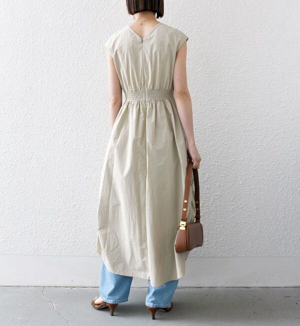 SHIPS any「SHIPS any:〈洗濯機可能〉ナイロン サイド ギャザー フレンチスリーブ ワンピース」|ワンピース|