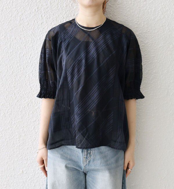 SHIPS any「SHIPS any:〈洗濯機可能〉シアー チェック ドルマン シャーリング パフ ブラウス」|シャツ・ブラウス|