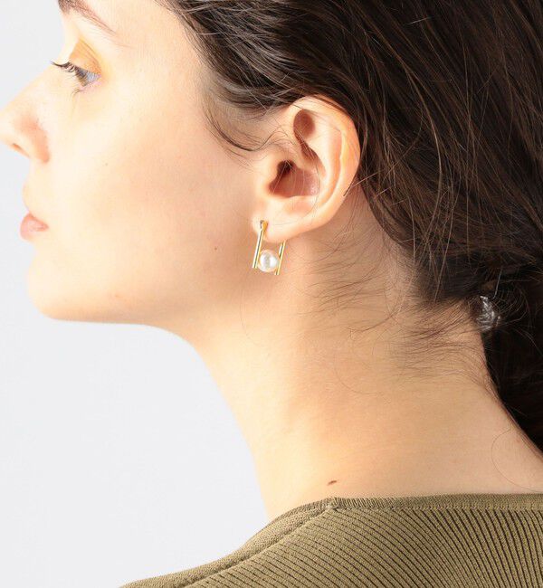 TOMORROWLAND GOODS「【別注】januka パールコンビピアス」|ピアス|