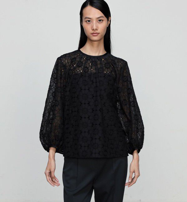 Ballsey「エンブロイダリーオーガンザ クルーネックブラウス」|シャツ・ブラウス|