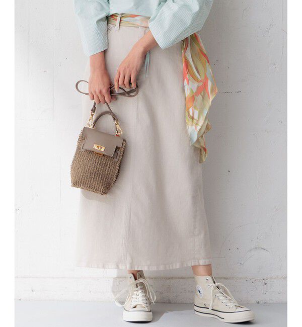 23区「【Oggi4月号掲載/洗える】23区DENIM ストレッチ デニムスカート」|スカート|アイボリー系