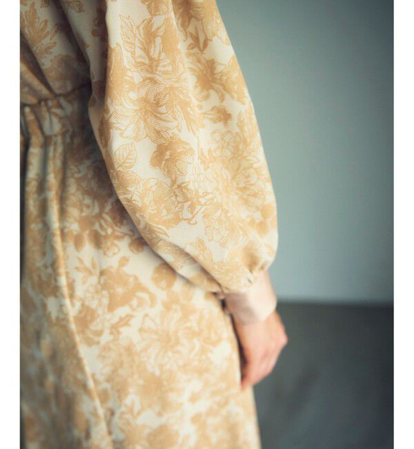 GRACE CONTINENTAL「フラワーフロッキープリントトップ」|シャツ・ブラウス|