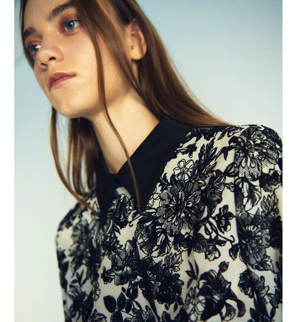 GRACE CONTINENTAL「フラワーフロッキープリントトップ」|シャツ・ブラウス|