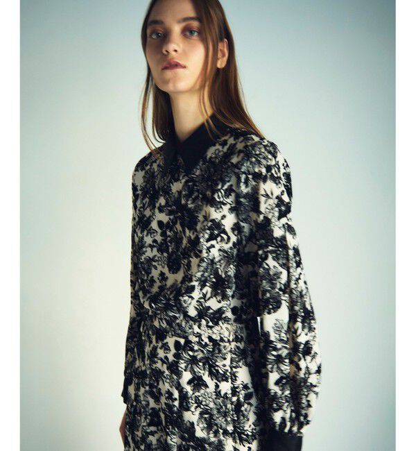 GRACE CONTINENTAL「フラワーフロッキープリントトップ」|シャツ・ブラウス|