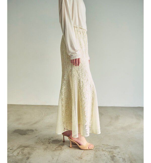 GRACE CONTINENTAL「フレア刺繍スカート」|スカート|