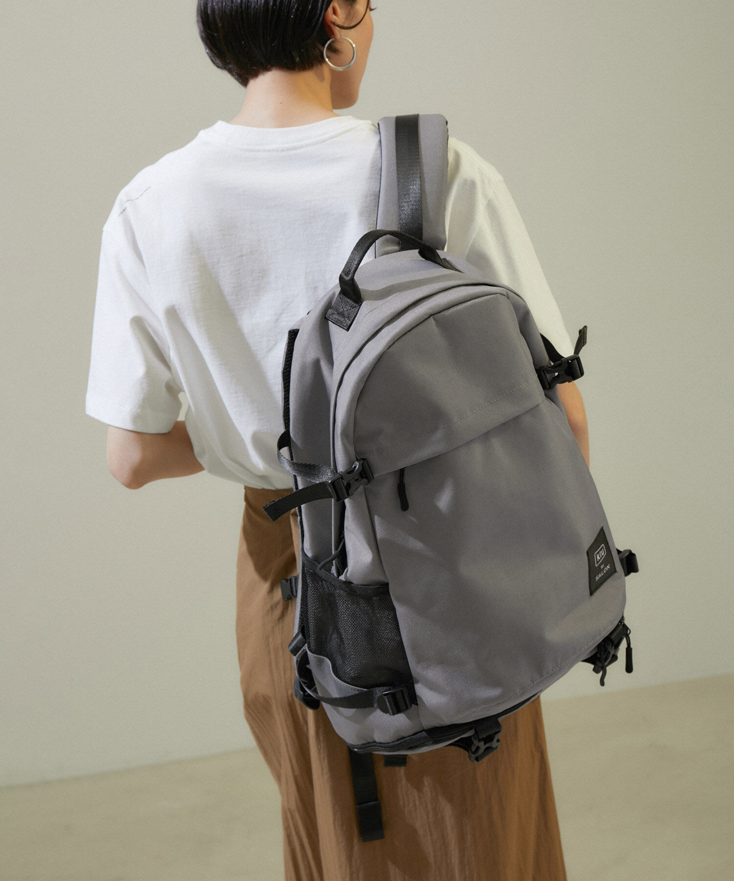 SALON adam et rope'「【KiU for SALON（キウ）】[撥水加工]別注リュック/バックパック」|リュック|グレー(07)