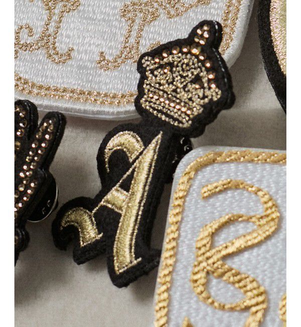 SALON adam et rope'「刺繍ワッペンブローチ＜A＞」|ブローチ・コサージュ|クロメイン
