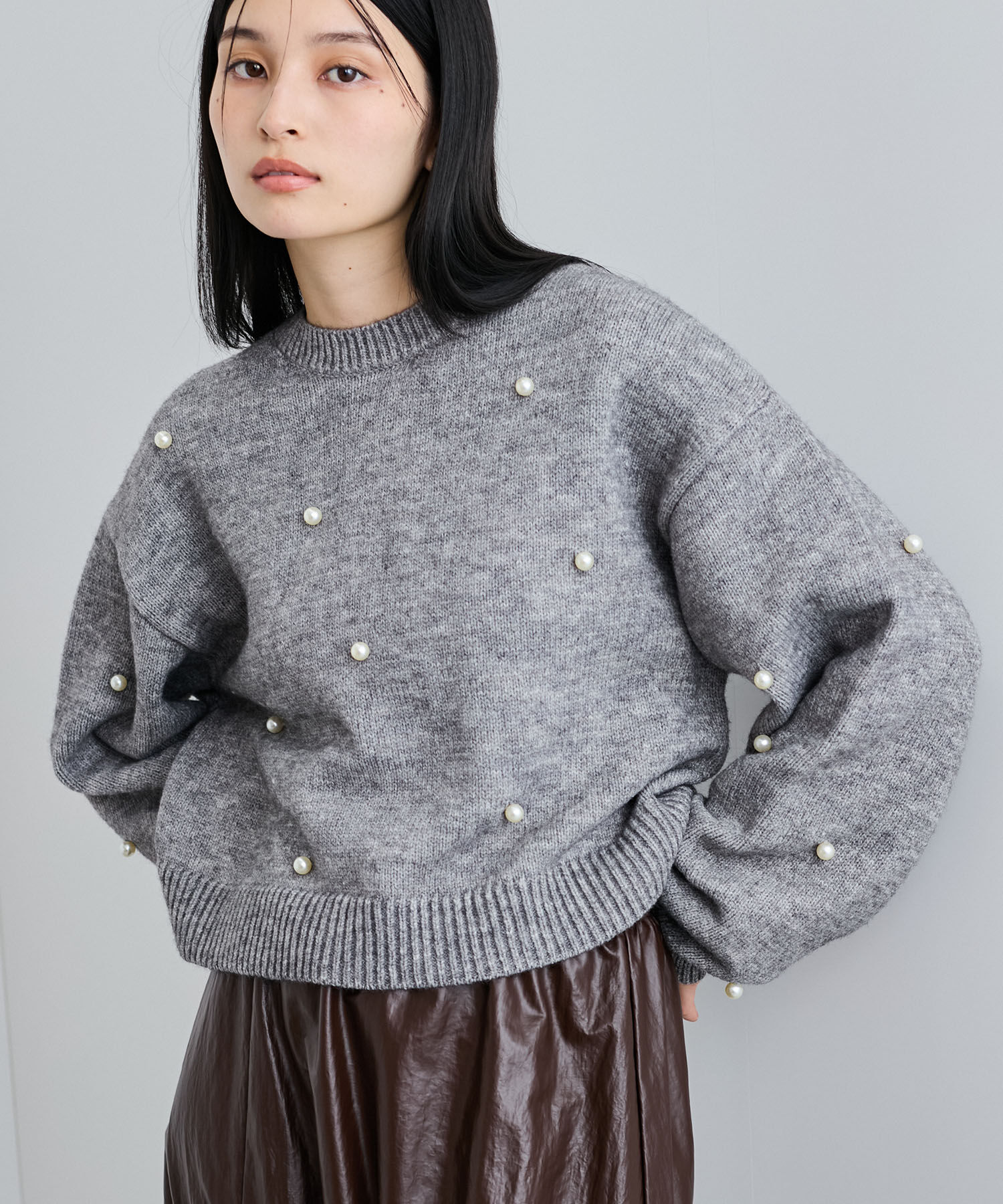 VIS「【WEB/ルミネ店限定】パールボタンニットプルオーバー」|ニット・セーター|グレー(07)