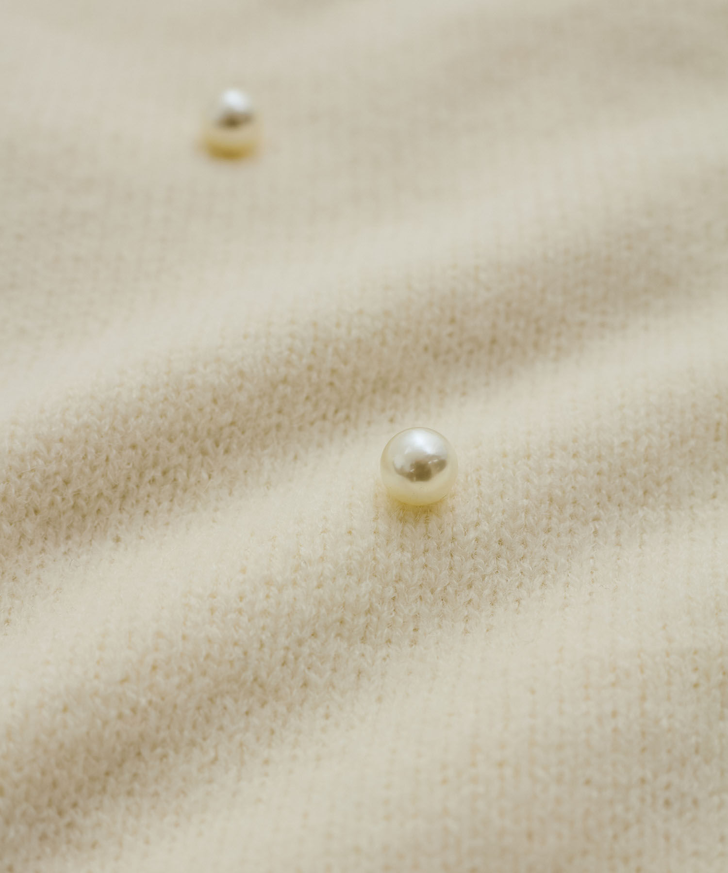 VIS「【WEB/ルミネ店限定】パールボタンニットプルオーバー」|ニット・セーター|