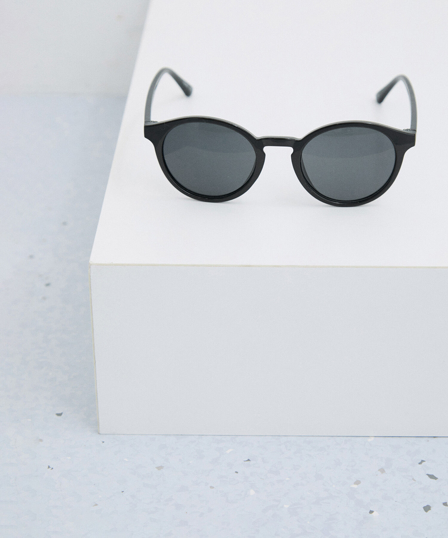 ADAM ET ROPE'「ボストンサングラス」|サングラス|ブラック(01)