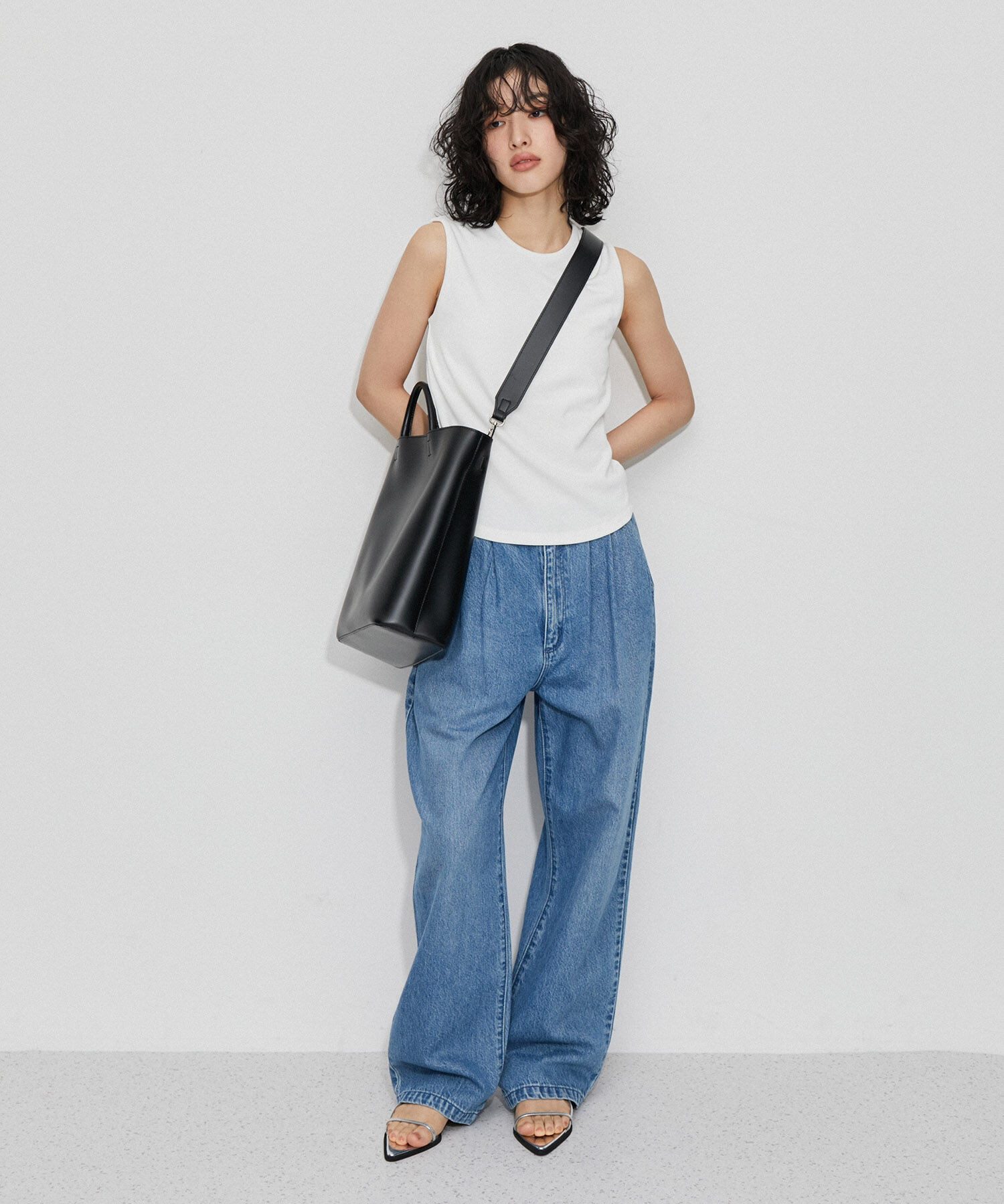 ADAM ET ROPE'「【A4・PC対応】【一部WEB限定カラー】ダブルポケットトートバッグ」|トートバッグ|