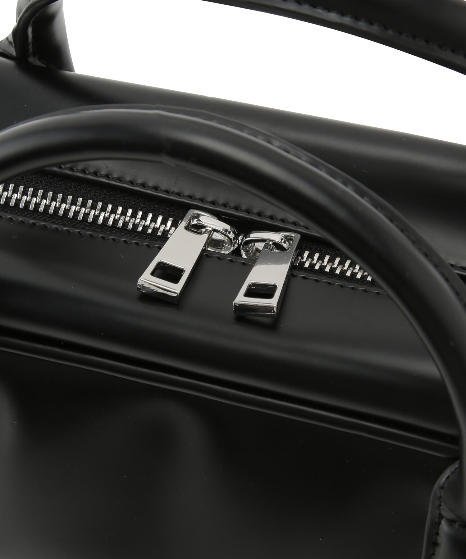 ADAM ET ROPE'「【一部WEB限定カラー・再入荷・サステナブル】ロゴスクエアボストンバッグ」|ショルダー・メッセンジャー|