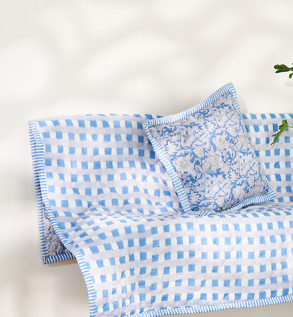 collex「【別注】ブロックプリント キルティング ブランケット 140&times;200cm」|ブランケット|ブルー