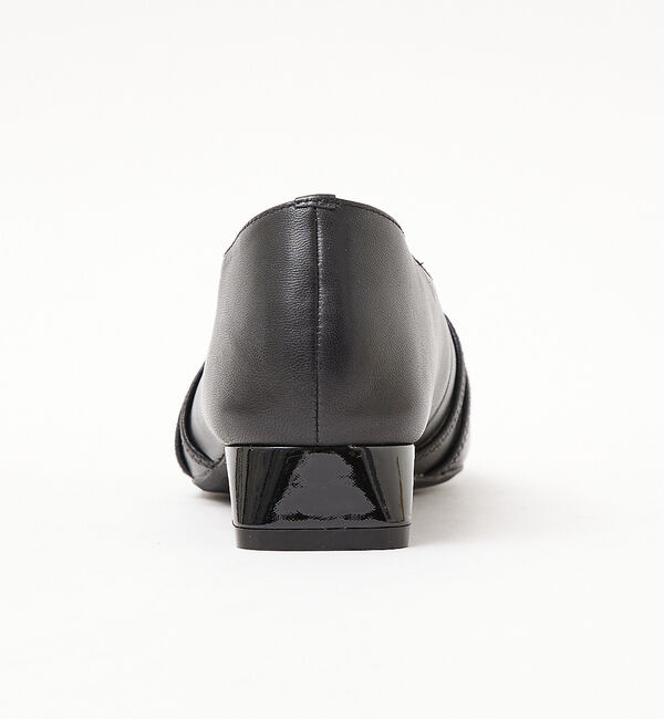 AU BANNISTER「【Youtuber紹介】ストラップソフトレザーフラットパンプス」|パンプス|