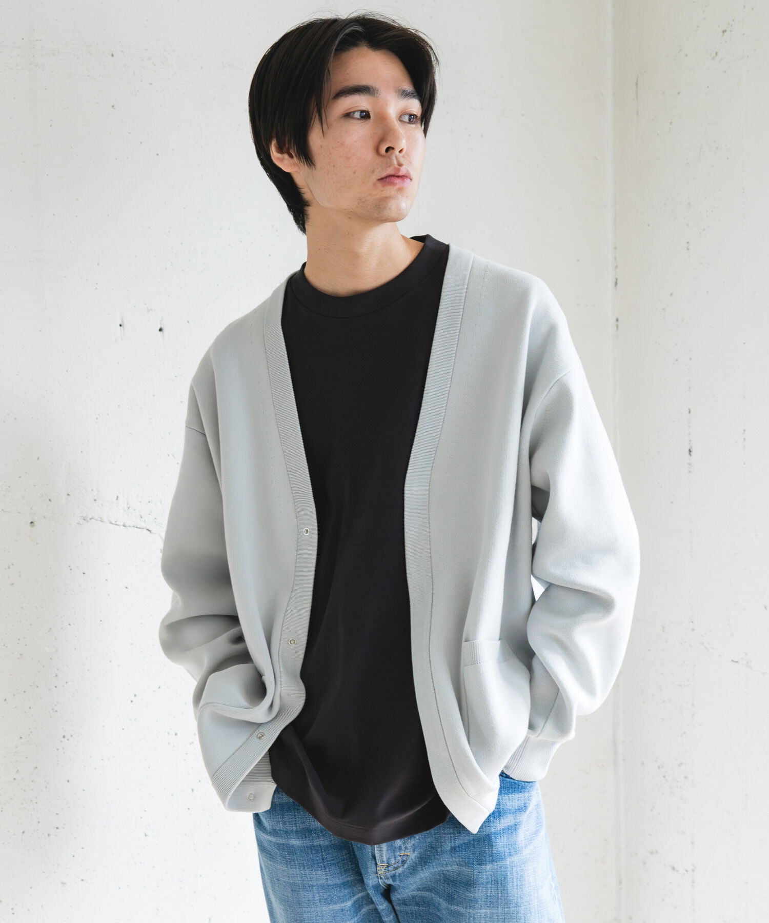 URBAN RESEARCH DOORS「『UR TECH Renew Knit』Vネックカーディガン」|カーディガン|