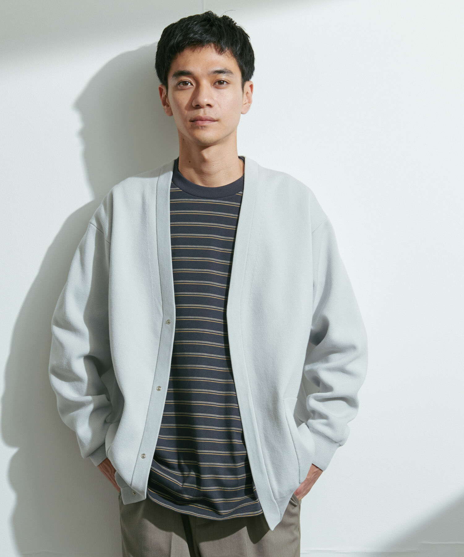 URBAN RESEARCH DOORS「『UR TECH Renew Knit』Vネックカーディガン」|カーディガン|