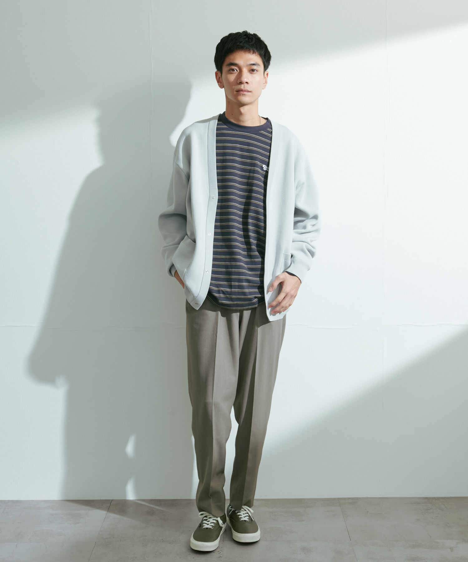 URBAN RESEARCH DOORS「『UR TECH Renew Knit』Vネックカーディガン」|カーディガン|
